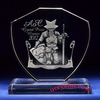 Shield laser photo crystal with base - XL